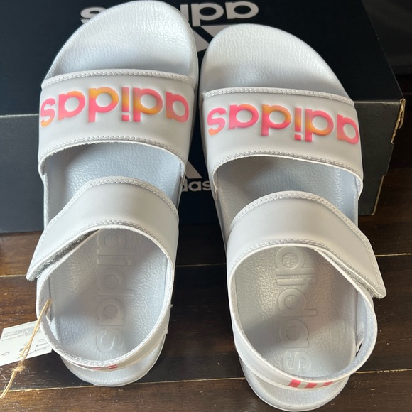 🔥Adidas | Adilette Sandals - Picture 3 of 5